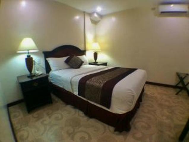 Cindy Kelly Hotel Olongapo Εξωτερικό φωτογραφία